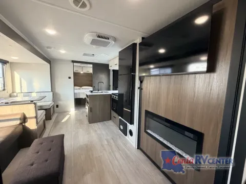 More photos of 2027 Forest River AVENGER 26DBS at Cenla RV Center - Alexandria, LA
