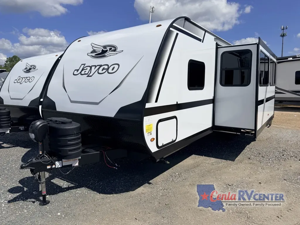 White 2027 Jayco JAY FEATHER 26BHSL for sale in Alexandria, LA