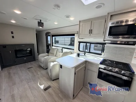 Another view of 2027 Coachmen RV CATALINA LEGACY 283RKSLE for sale in Alexandria, LA at Cenla RV Center - Alexandria