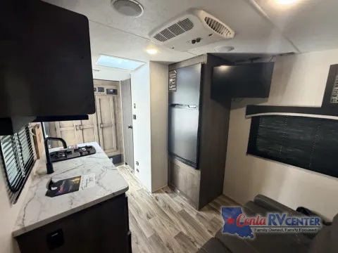 More photos of 2023 Venture RV SONIC 150VRK at Cenla RV Center - Monroe, LA