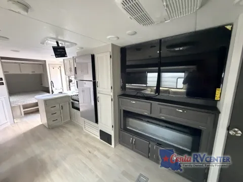 Photos of 2027 Coachmen RV CATALINA LEGACY 273DBHCKLE for sale in Monroe, LA at Cenla RV Center - Monroe