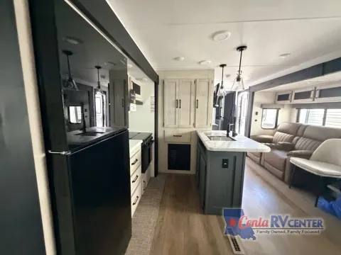 More photos of 2027 Forest River PUMA 340DB at Cenla RV Center - Monroe, LA