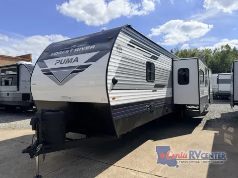 White 2027 Forest River PUMA 32BHQS for sale in Monroe, LA