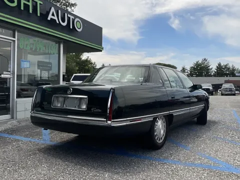 More photos of 1996 Cadillac Deville at Green Light Auto - 25th St., IN