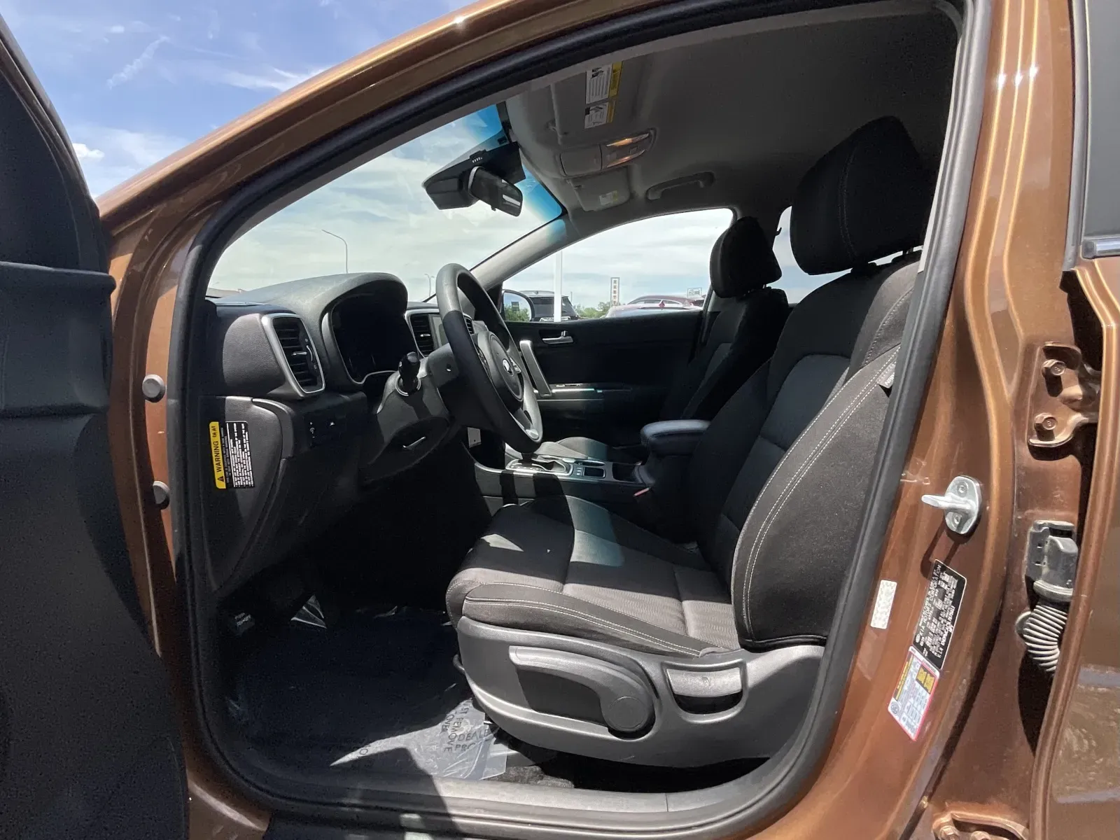 2020 Kia Sportage LX - Photo 11