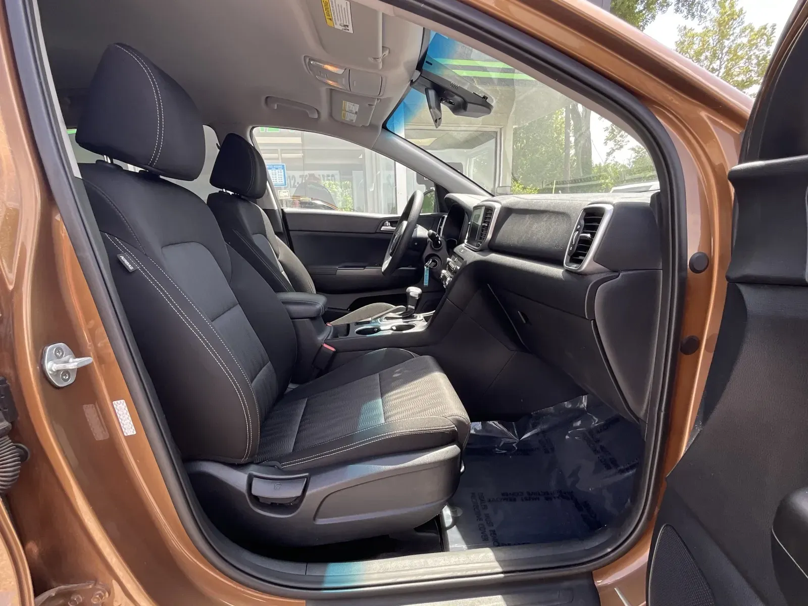 2020 Kia Sportage LX - Photo 13