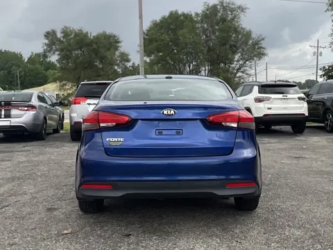More photos of 2017 Kia Forte LX at Green Light Auto - 25th St., IN