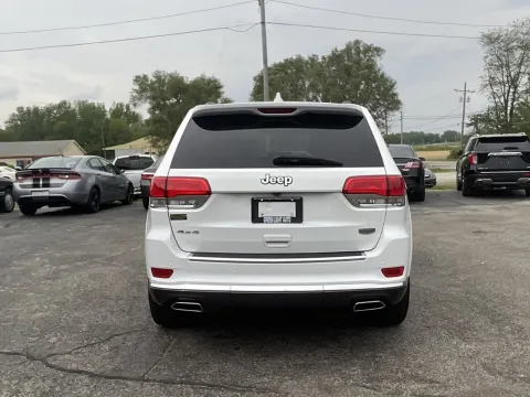 More photos of 2015 Jeep Grand Cherokee Summit at Green Light Auto - 25th St., IN