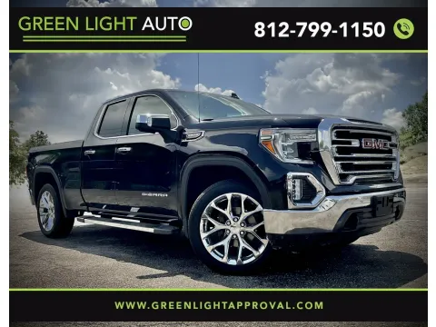 Black 2019 GMC Sierra 1500 SLT for sale in Columbus, IN