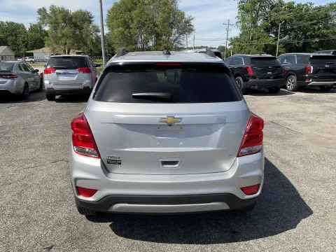 More photos of 2019 Chevrolet Trax LT at Green Light Auto - Jonesville Road, IN