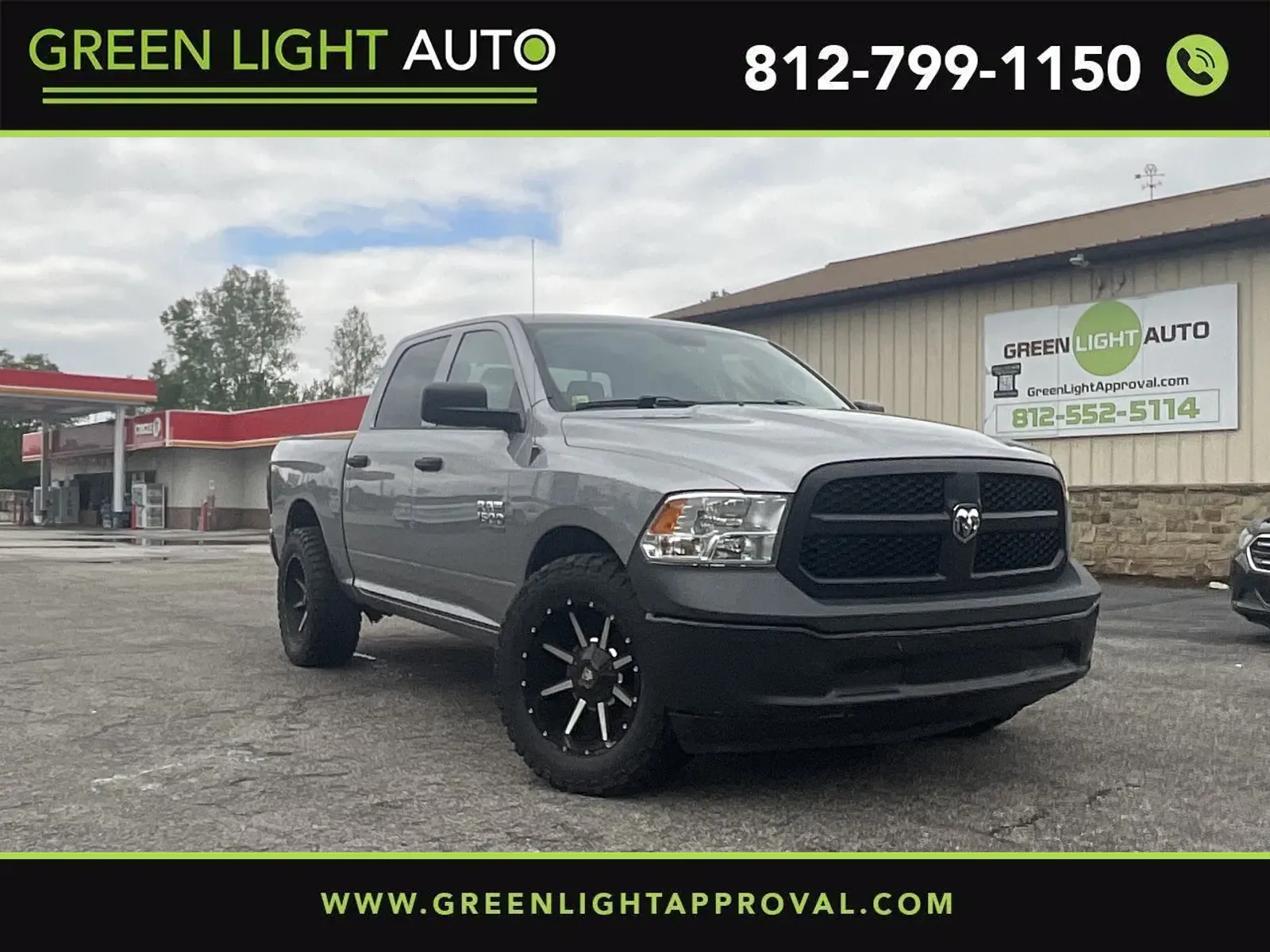 2019 RAM 1500 Classic Tradesman 4x4 Crew Cab 5'7's photo