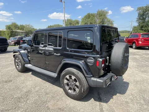 More photos of 2018 Jeep Wrangler Sahara at Green Light Auto - Jonesville Road, IN