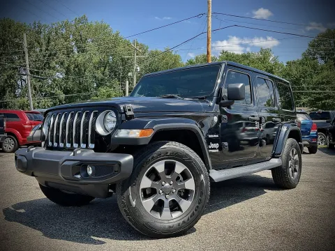 Photos of 2018 Jeep Wrangler Sahara for sale in Columbus, IN at Green Light Auto - Jonesville Road