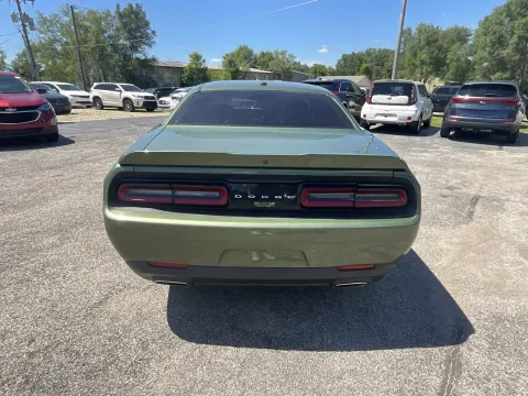 More photos of 2021 Dodge Challenger SXT at Green Light Auto - Jonesville Road, IN
