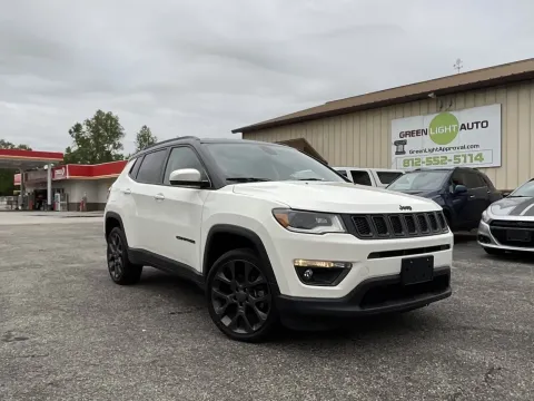 Photos of 2019 Jeep Compass High Altitude for sale in Columbus, IN at Green Light Auto - Jonesville Road