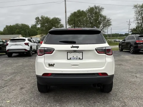 More photos of 2019 Jeep Compass High Altitude at Green Light Auto - Jonesville Road, IN