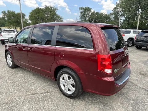 More photos of 2019 Dodge Grand Caravan SXT at Green Light Auto - Jonesville Road, IN