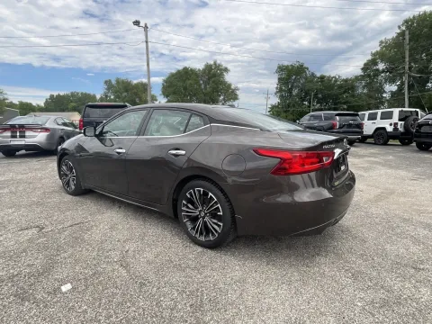 More photos of 2016 Nissan Maxima Platinum at Green Light Auto - Jonesville Road, IN