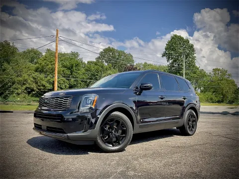 Photos of 2021 KIA Telluride EX for sale in Columbus, IN at Green Light Auto - Jonesville Road