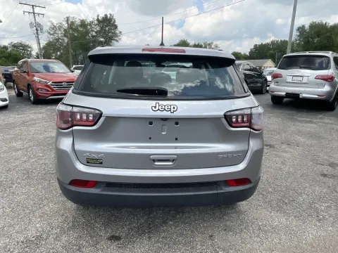 More photos of 2018 Jeep Compass Sport at Green Light Auto - Jonesville Road, IN