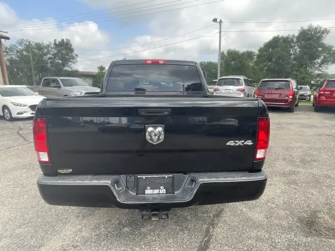 More photos of 2015 RAM 1500 Tradesman at Green Light Auto - Jonesville Road, IN