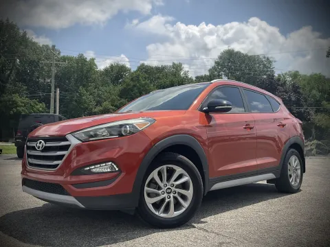 Photos of 2017 Hyundai Tucson Eco for sale in Columbus, IN at Green Light Auto - Jonesville Road