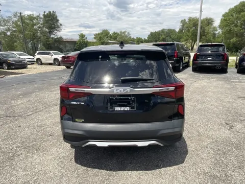 More photos of 2023 KIA Seltos LX at Green Light Auto - Jonesville Road, IN