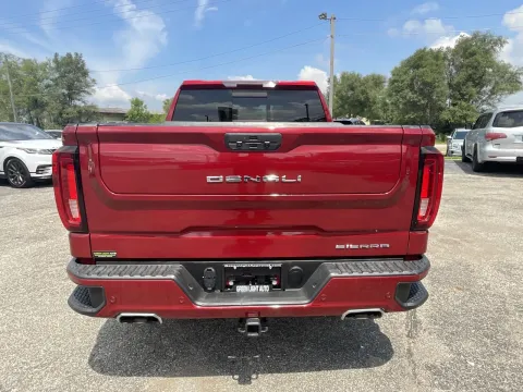 More photos of 2021 Gmc Sierra 1500 Denali at Green Light Auto - Jonesville Road, IN