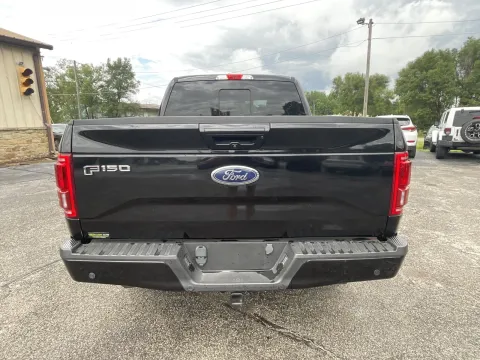 More photos of 2017 Ford F-150 Lariat at Green Light Auto - Jonesville Road, IN