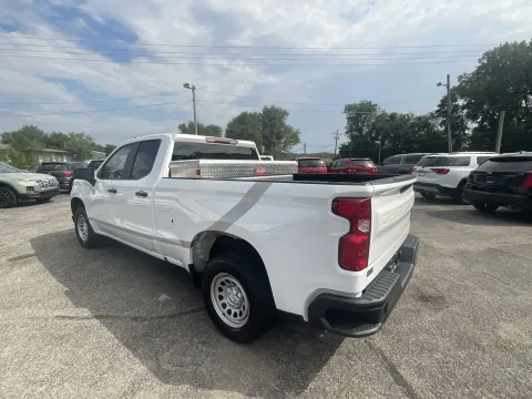 More photos of 2021 Chevrolet Silverado 1500 Work Truck at Green Light Auto - Jonesville Road, IN