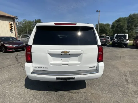 More photos of 2017 Chevrolet Suburban 1500 Premier at Green Light Auto - Jonesville Road, IN