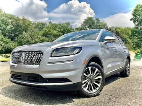 Photos of 2022 Lincoln Nautilus Reserve for sale in Columbus, IN at Green Light Auto - Jonesville Road