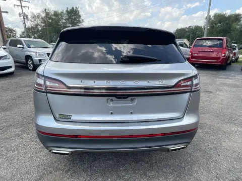 More photos of 2022 Lincoln Nautilus Reserve at Green Light Auto - Jonesville Road, IN