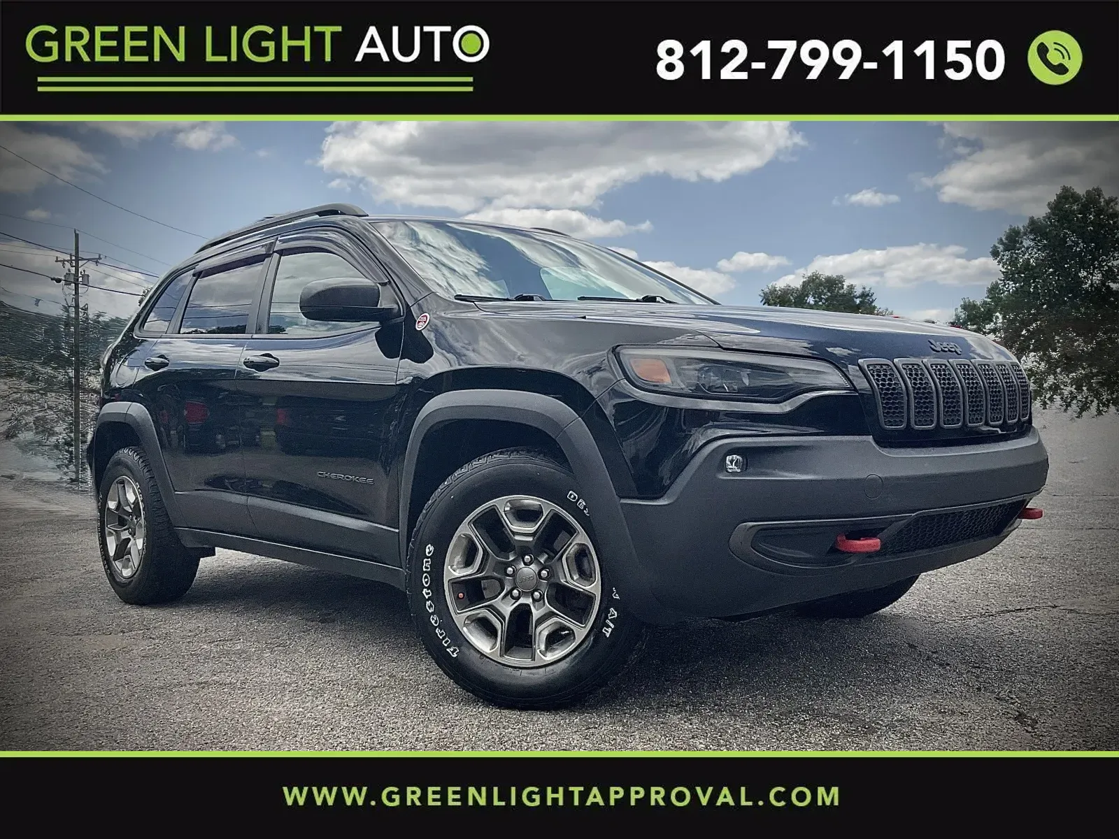 Black 2019 Jeep Cherokee Trailhawk for sale in Columbus, IN
