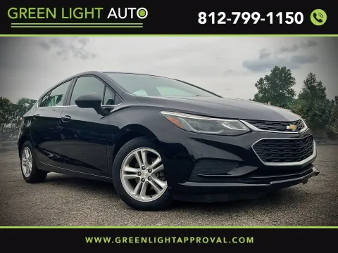 Black 2018 Chevrolet Cruze LT for sale in Columbus, IN