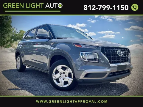 Gray 2020 Hyundai Venue SE for sale in Columbus, IN