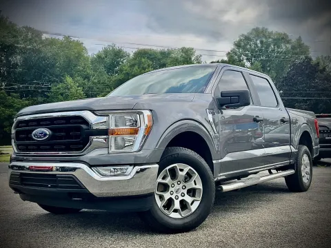 Photos of 2021 Ford F-150 XLT for sale in Columbus, IN at Green Light Auto - Jonesville Road