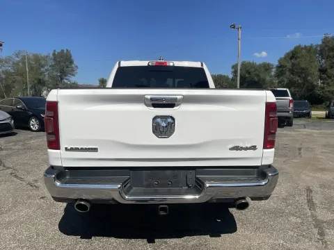 More photos of 2021 RAM 1500 Laramie at Green Light Auto - Jonesville Road, IN