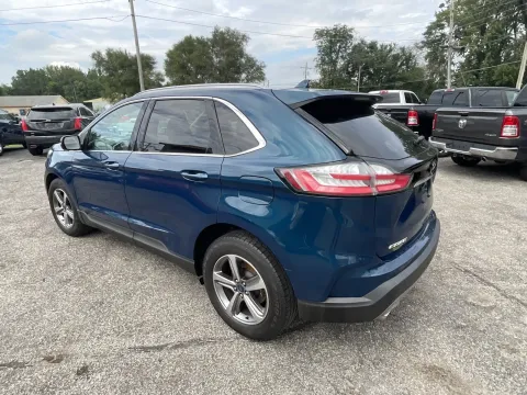 More photos of 2020 Ford Edge SEL at Green Light Auto - Jonesville Road, IN