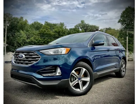 Photos of 2020 Ford Edge SEL for sale in Columbus, IN at Green Light Auto - Jonesville Road