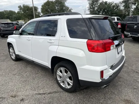 More photos of 2017 GMC Terrain SLE2 at Green Light Auto - Jonesville Road, IN