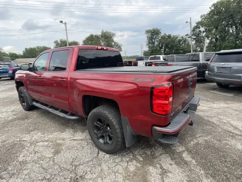 More photos of 2018 Chevrolet Silverado 1500 LT at Green Light Auto - Jonesville Road, IN