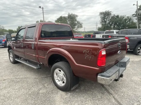 More photos of 2015 Ford F-350 Super Duty XLT at Green Light Auto - Jonesville Road, IN