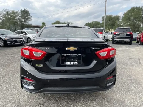 More photos of 2017 Chevrolet Cruze Premier at Green Light Auto - Jonesville Road, IN