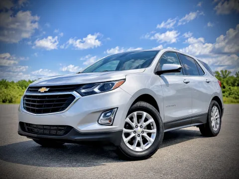 Photos of 2020 Chevrolet Equinox LT for sale in Columbus, IN at Green Light Auto - Jonesville Road