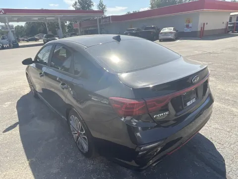 More photos of 2021 KIA Forte GT2 at Green Light Auto - Jonesville Road, IN