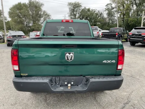 More photos of 2022 RAM 1500 Classic Tradesman at Green Light Auto - Jonesville Road, IN