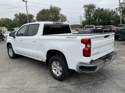 More photos of 2023 Chevrolet Silverado 1500 LT at Green Light Auto - Jonesville Road, IN