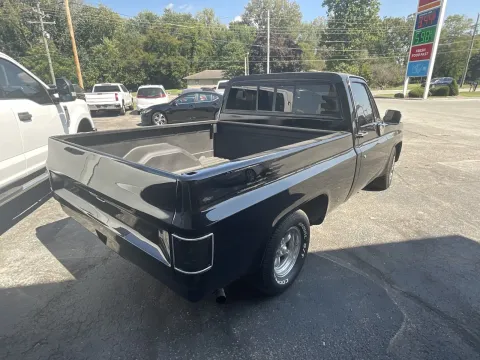 More photos of 1985 Chevrolet C/K 10 Short Bed at Green Light Auto - Jonesville Road, IN