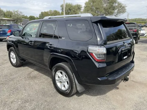 More photos of 2016 Toyota 4Runner SR5 at Green Light Auto - Jonesville Road, IN
